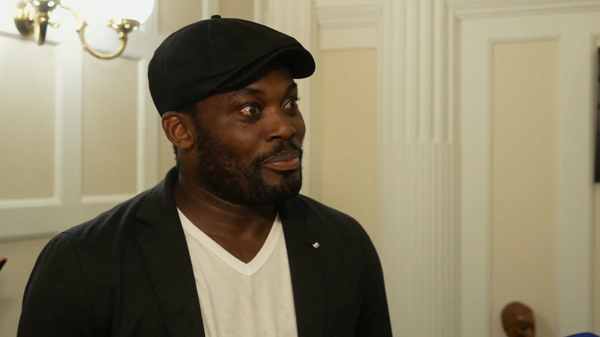 "I hope we're going to beat them really..." 😅 Former Chelsea and Ghana midfielder Michael Essien says Thomas Tuchel has picked his strongest squad before discussing England facing his home nation in the World Cup.