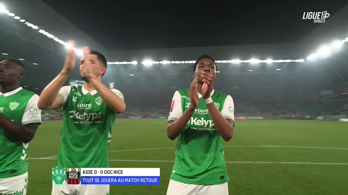 🚨 LES SUPPORTERS STÉPHANOIS ENVOIENT DE LA FORCE ET CROIENT À LA MONTÉE EN LIGUE 1 À NICE 🌋💚🤍 Dire qu’il n’y aura pas de supporters sur place… HORRIBLE. 🎥 L1+