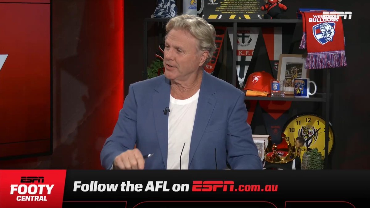 "[Essendon is] going to spend the next couple of weeks putting the process together, and I think you let them go about doing that." James Hird remains keen on the Bombers' top job, but hasn't ruled out "fielding a call" for a rival club's open position. 📺 Watch Hirdy on ESPN Footy Central only on Disney+ from 2pm every Wednesday