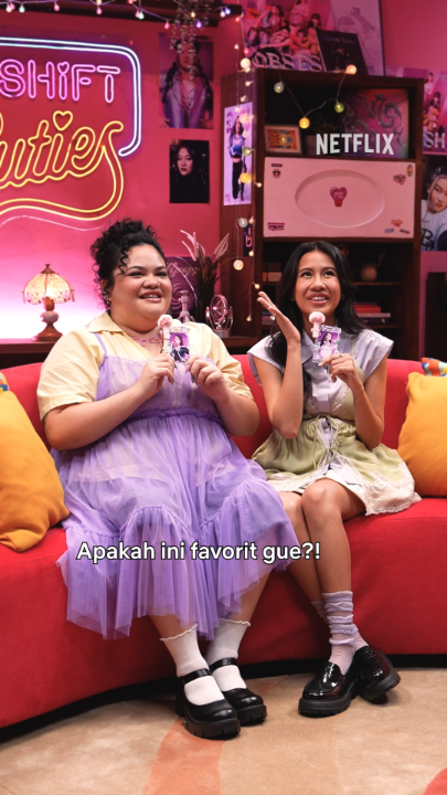 Dari bikin joget sampe bikin baper, lagu-lagu Purple Tea cocok banget buat nemenin kamu sehari-hari! Tonton serial Night Shift For Cuties, tayang 4 Juni di Netflix! 💖