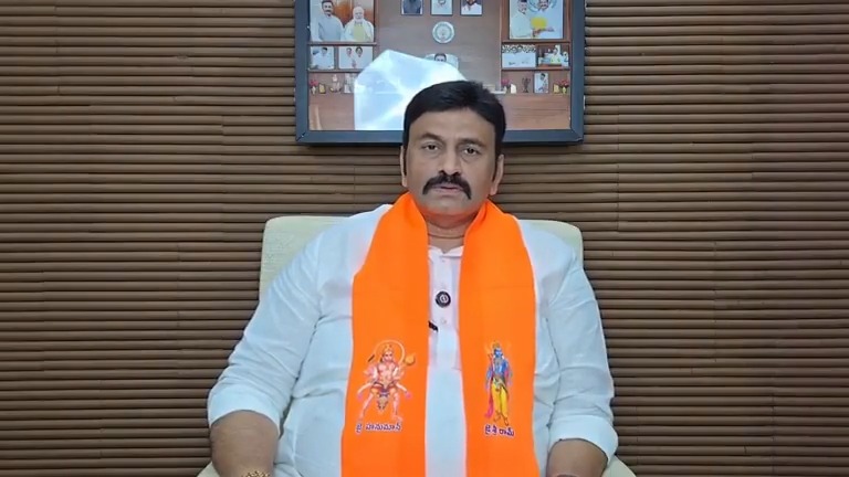 హైబ్రిడ్ విధానంలో అత్యద్భుతంగా జరుగుతున్న మహానాడులో 2029 సార్వత్రిక ఎన్నికలలో మహిళలకు 33% సీట్లు ఇస్తామని ప్రకటించిన Telugu Desam Party జాతీయ అధ్యక్షులు శ్రీ N Chandrababu Naidu గారికి మరియు Telugu Desam Party జాతీయ వర్కింగ్ ప్రెసిడెంట్ శ్రీ Lokesh Nara గారికి అభినందనలు తెలుపడం, ఆకివీడు రామాలయ పునర్నిర్మాణంపై ఈరోజు గౌరవ సుప్రీం కోర్టులో జరిగిన వాదనలు - వీటిపై జడ శ్రవణ్ కుమార్ ప్రజలను తప్పుదోవ పట్టించేలా సోషల్ మీడియాలో చేస్తున్న అసత్య ప్రచారం, తెలుగు వీర లేవరా ఫోరమ్ కి వస్తున్న స్పందన తదితర అంశాలపై ఈరోజు మీడియా సమావేశం.