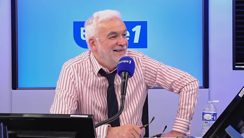 "J'ai vécu les canicules de 76 et de 2003, à cette époque on ne disait pas toutes ces bêtises à commencer par celle de Madame Tondelier" 😳 lance Gérard Carreyrou ➡️ Dans #PascalPraudEtVous sur #Europe1