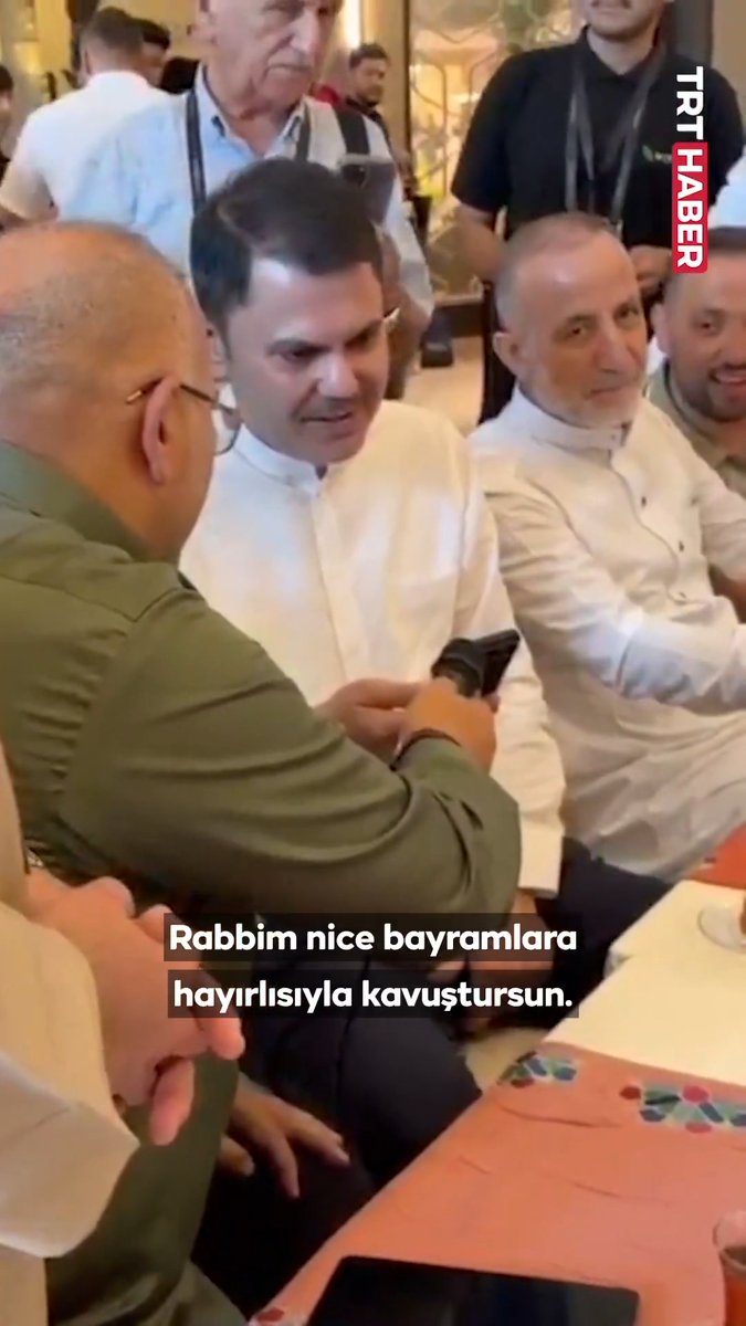 Cumhurbaşkanı Erdoğan, hac ibadetini yerine getiren Türk hacıların bayramını kutladı. 📌"Allah kabul etsin. Rabbim, dönüşünüzü de çok muteber eylesin, nice bayramlara kavuştursun."