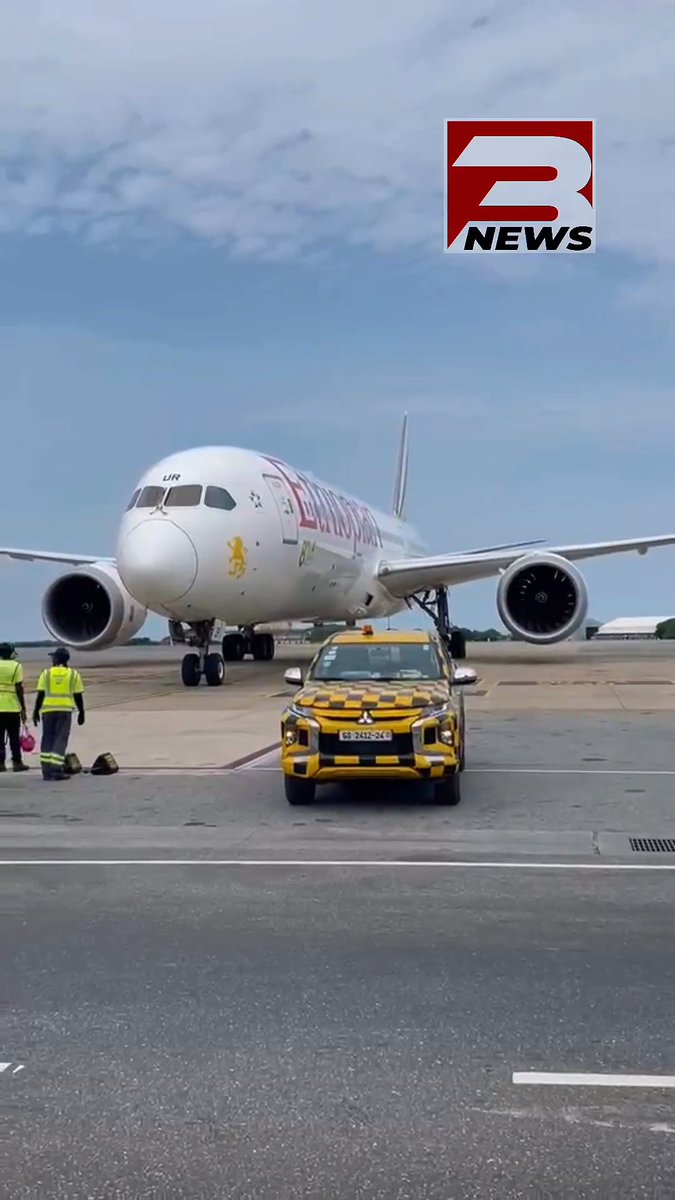 The first batch of 300 Ghanaians evacuated from South Africa amid rising xenophobic tensions has arrived in Accra, where they were received by government officials and presented with relief items by NADMO. #3NewsGH #TV3GH