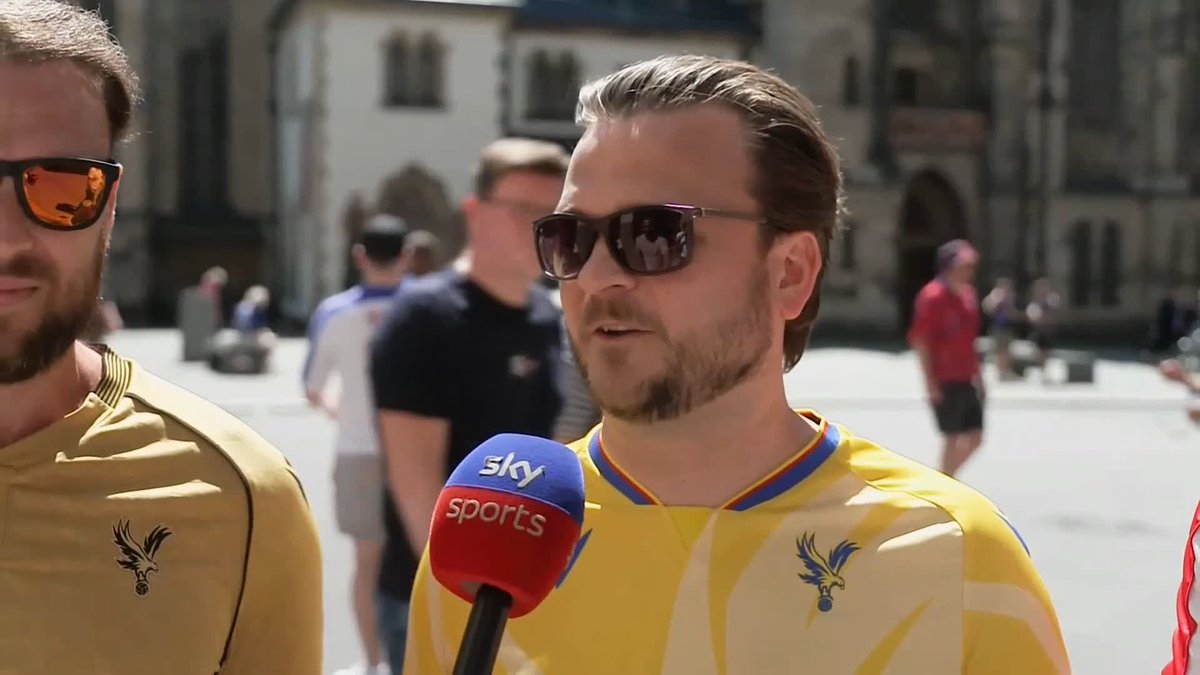 "Got to be a Oliver Glasner statue outside of Selhurst Park!" Crystal Palace fans look ahead to the clubs Conference League final against Rayo Vallecano 🦅