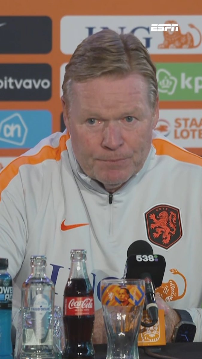 Geen vierde keeper mee naar het WK met het Nederlands elftal: "Een 'keeperstrainerdoelman' bracht te veel kosten met zich mee" 🤑