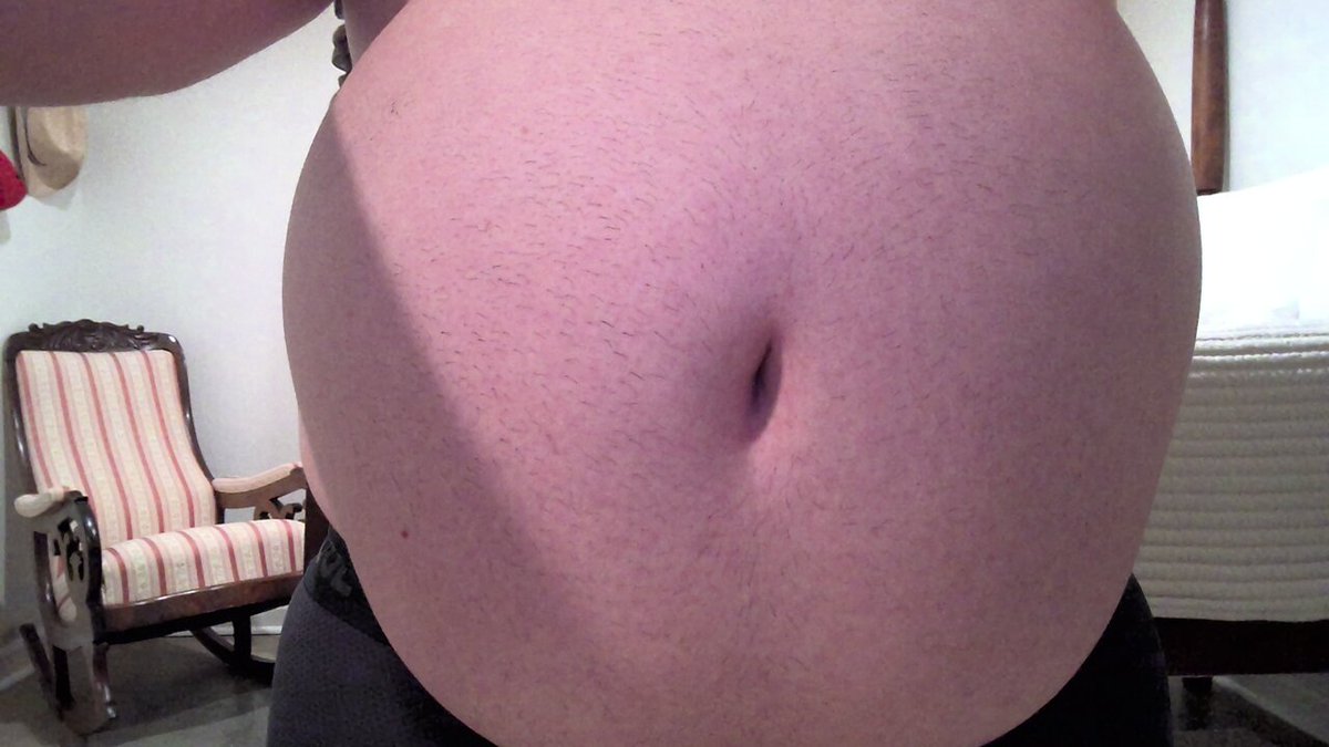 you walk in on your roommate walking around while shirtless, their belly jiggling uncontrollably with every step...what would you do? 😌