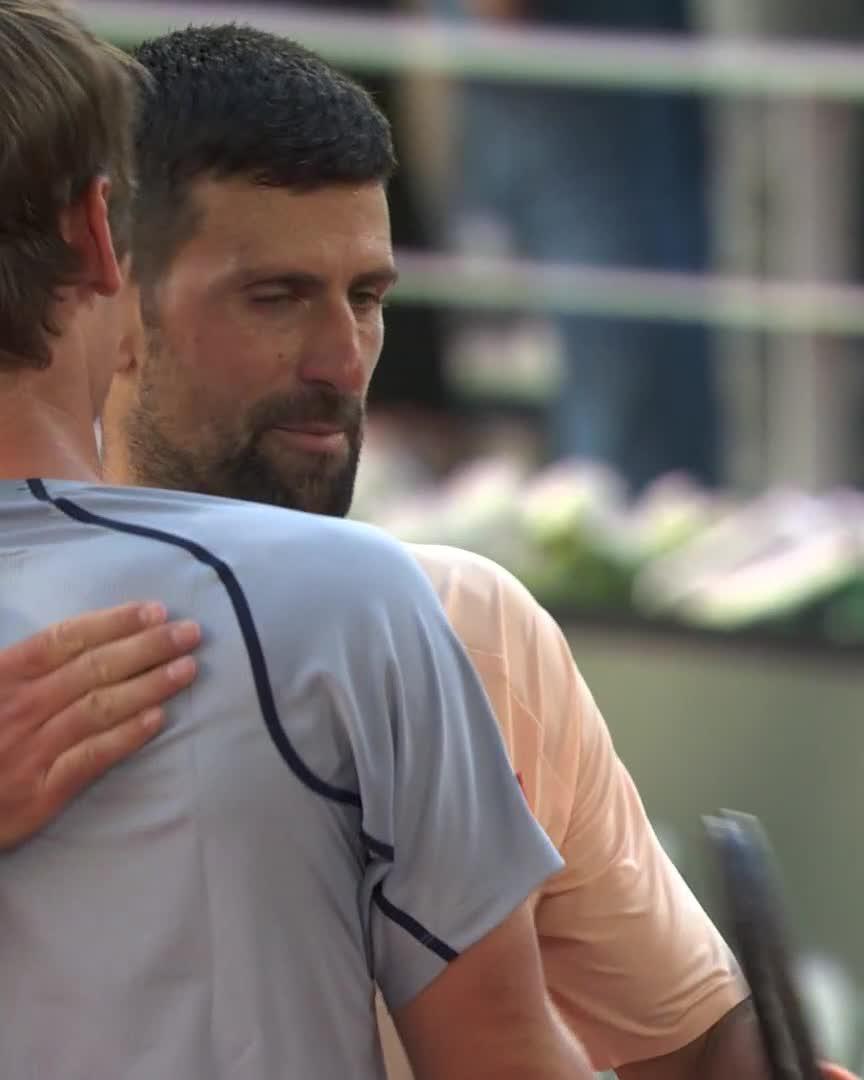 Novak gets over the finish line 🏁 #RolandGarros