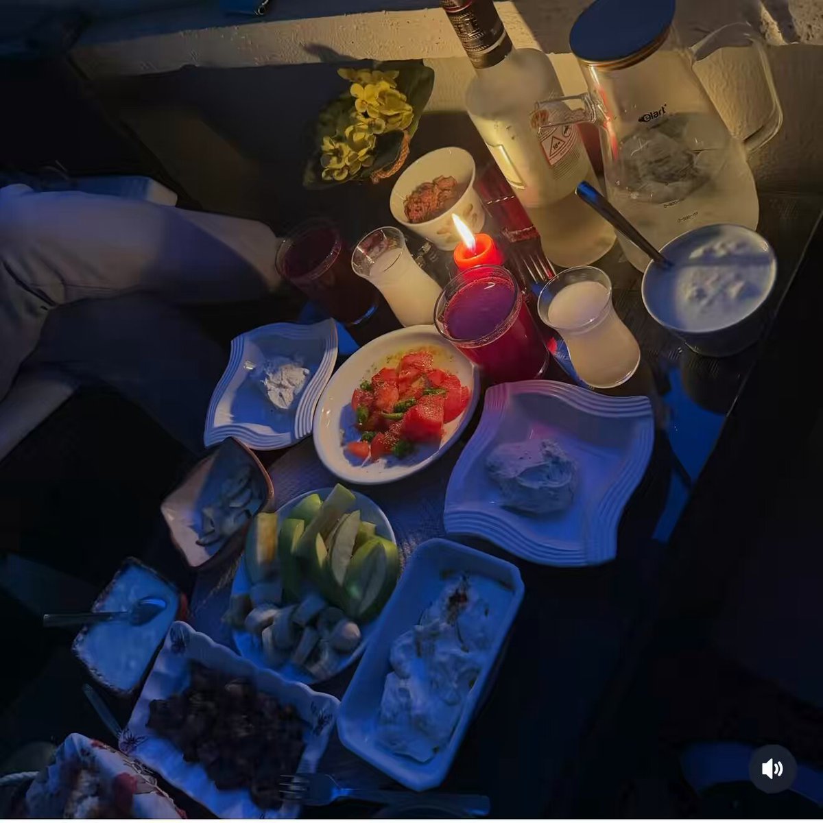 Şurda iki keyfimiz var onuda size yedirmem Ankara için Rakı vakti