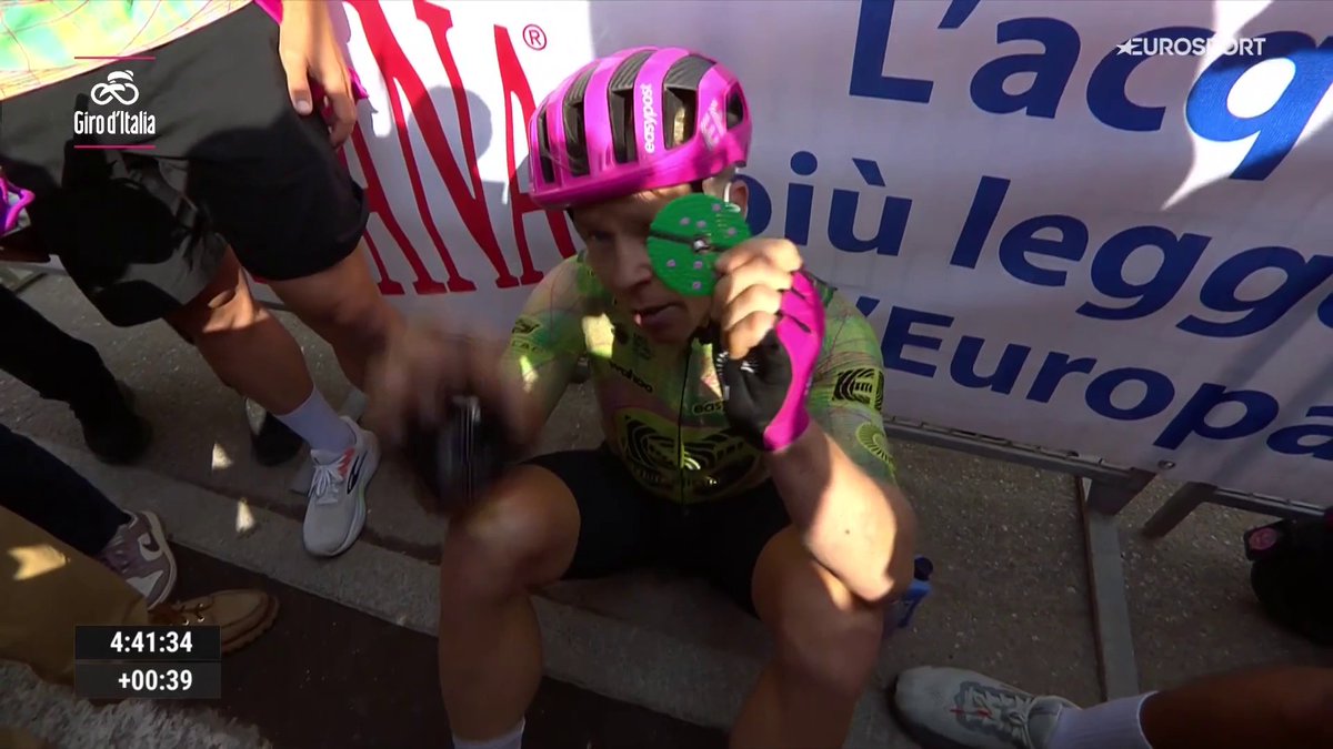 Almost never do this cos am neutral and independent, but have to say congrats Michael Valgren Hundahl! _________ 🇮🇹 #Giro