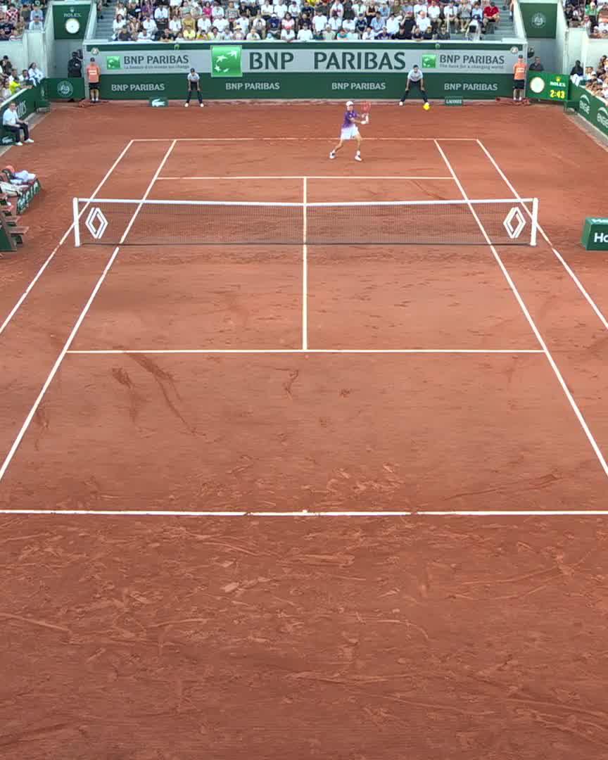 The reaction of the Brazilian crowd always hits different 🇧🇷✨ #RolandGarros
