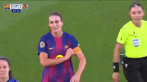💙❤️ ACABA UNA HISTÒRIA PERFECTA 👏🏼 El Johan Cruyff acomiada Alèxia Putellas amb una gran ovació i un passadís de les jugadores al terreny de joc ⚔️ Barça 2⃣-1⃣ Reial Societat ▶️