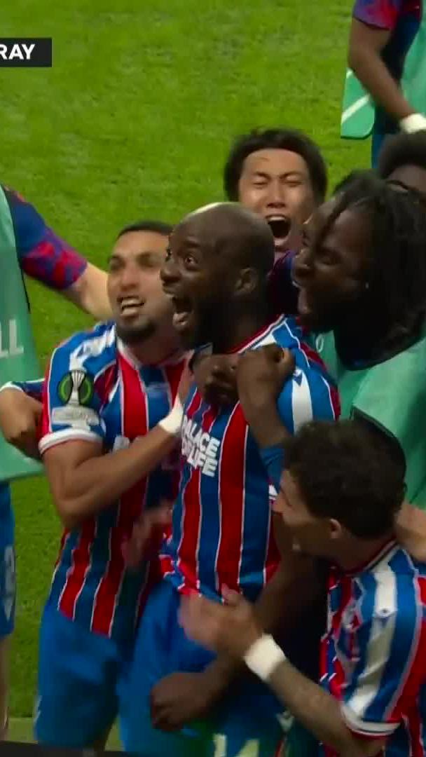 The Palace fans erupt as Jean-Philippe Mateta finds the net 🔥 ⚽ 📺 Stream #UECL on DStv: