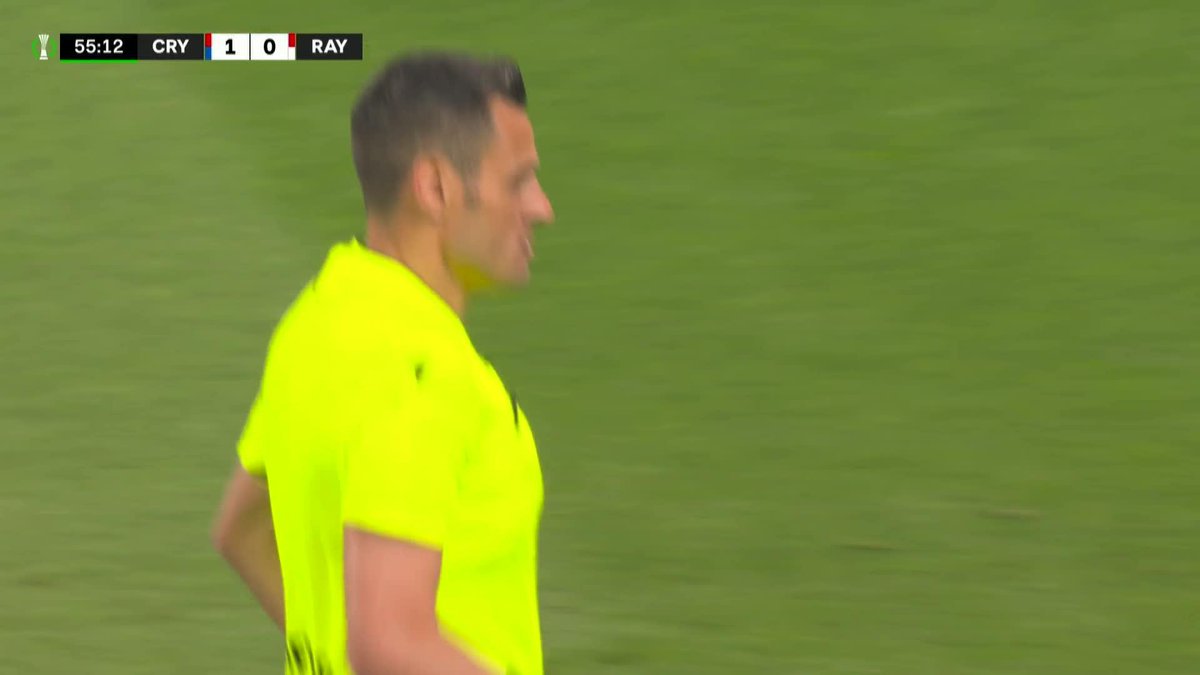 Kuriozalna akcja w finale Ligi Konferencji! 🤯 📺 PS Premium 1 i Polsat Box Go!