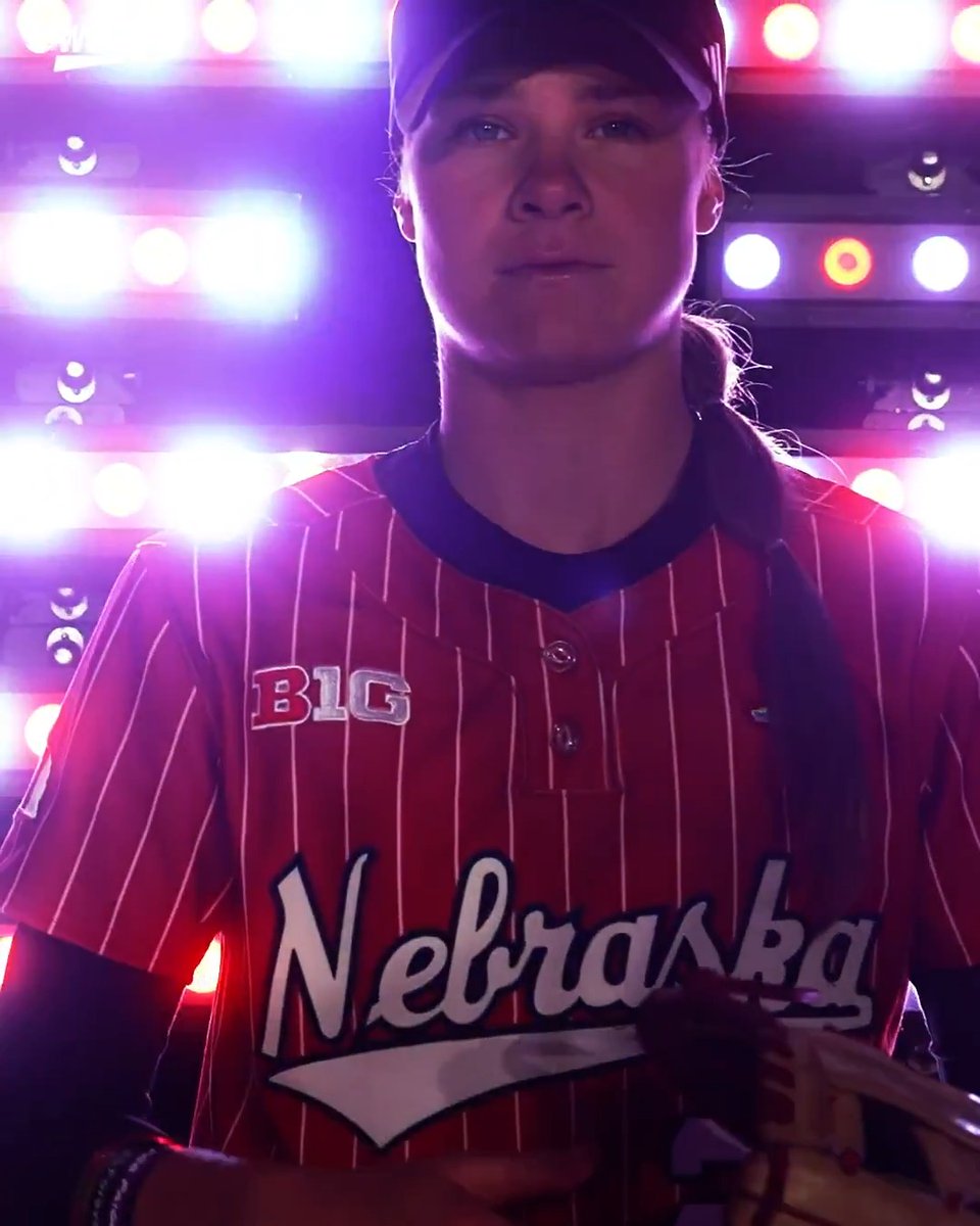 Hype us up, Huskers 🌽 #WCWS x Nebraska Softball