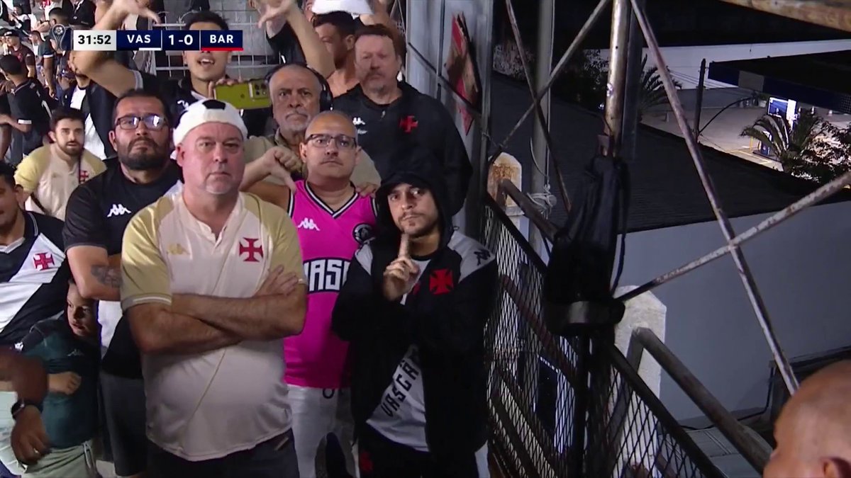 A LOS MUCHACHOS DE VASCO NO LES AGRADÓ EL GOL DE ADSON 😅 #sudamericana