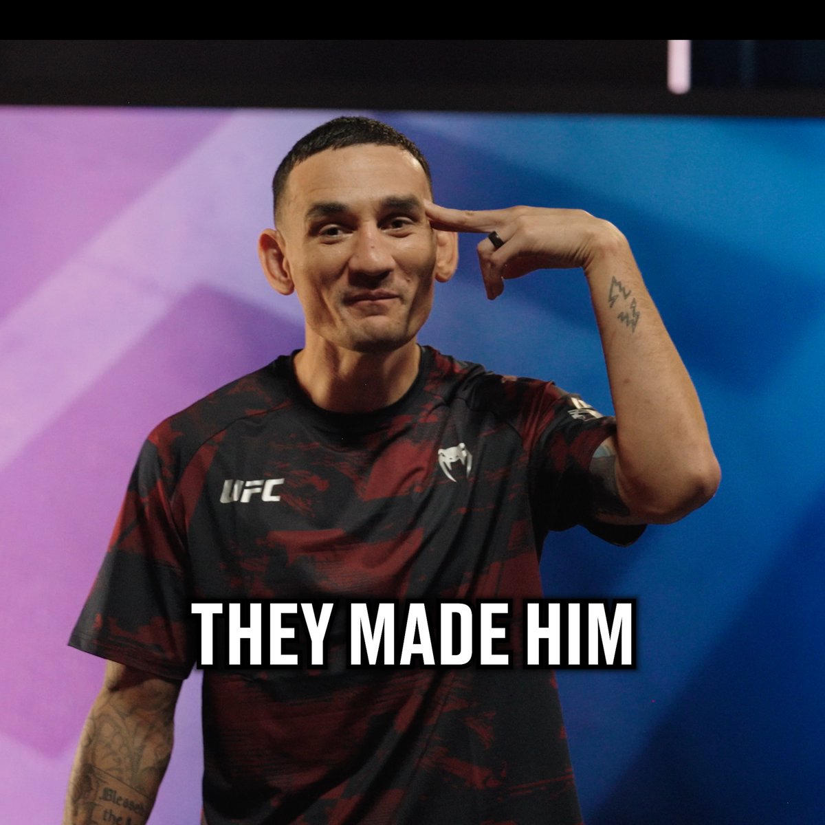 “EA SPORTS is aura farming me right now” 😂 Max Holloway gets his first look at Hall of Legends in #UFC6 👀 The UFC 6 Game Modes Deep Dive drops tomorrow at 11 AM ET:
