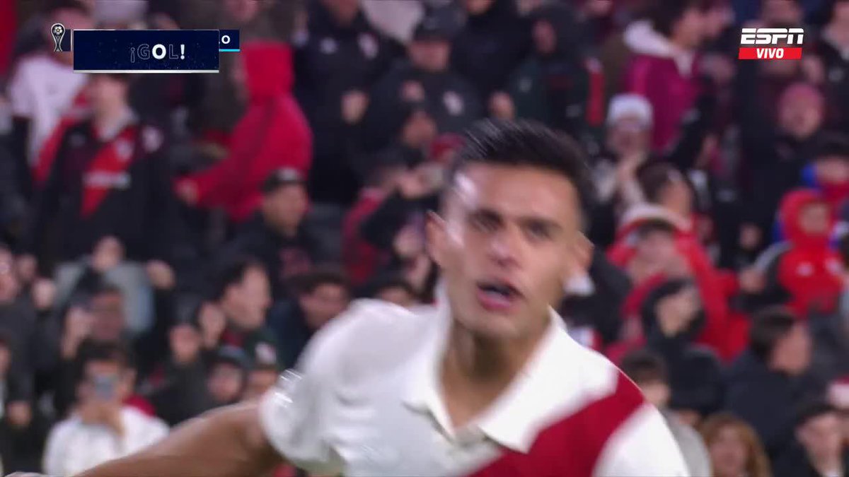 ¡¡VOS SÍ, FAUSTO!! Vera aseguró al medio y anotó el segundo de River vs. Blooming. 📺 #DisneyPlus Plan Premium