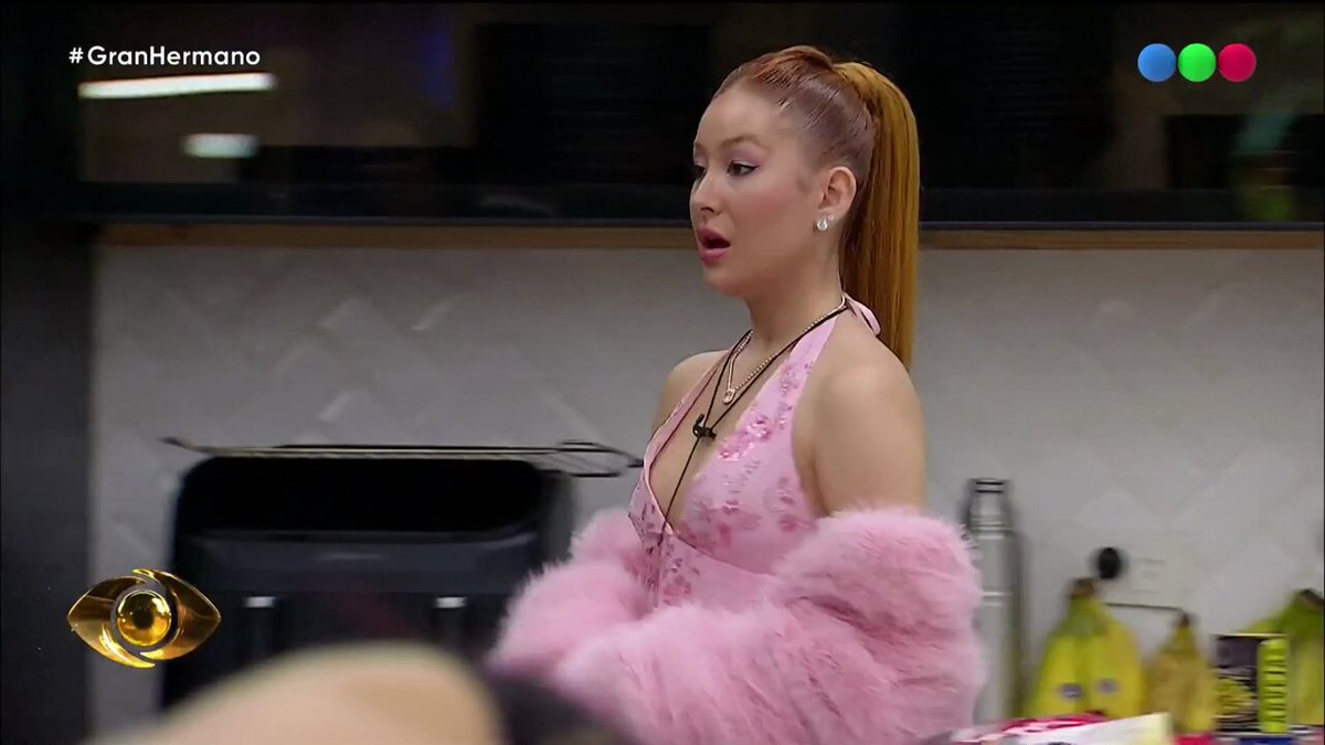 El voto más delicado de la noche: Campanita 🧚🪄 👁️ Mirá #GranHermano #GeneraciónDorada en con la conducción de SANTIAGO DEL MORO