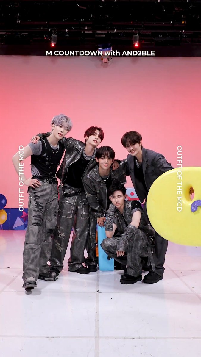 𝟐𝟔𝟎𝟓𝟐𝟖 𝑶𝒖𝒕𝒇𝒊𝒕 𝑶𝒇 𝑻𝒉𝒆 𝑴𝑪𝑫 : 𝑶𝑶𝑻𝑴 with #AND2BLE 잠시 후 저녁 6시! 엠카 본방사수 잊지마세요 🫶 #MCOUNTDOWN #엠카운트다운 #OOTM