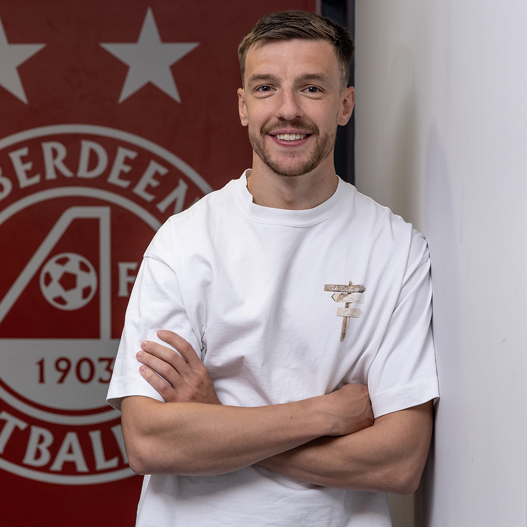 💬 "It is a massive, massive club. The history, the stature... it was an easy decision to make." Brad Lyons on his move North. Full interview streaming from 7PM on RedTV 📺