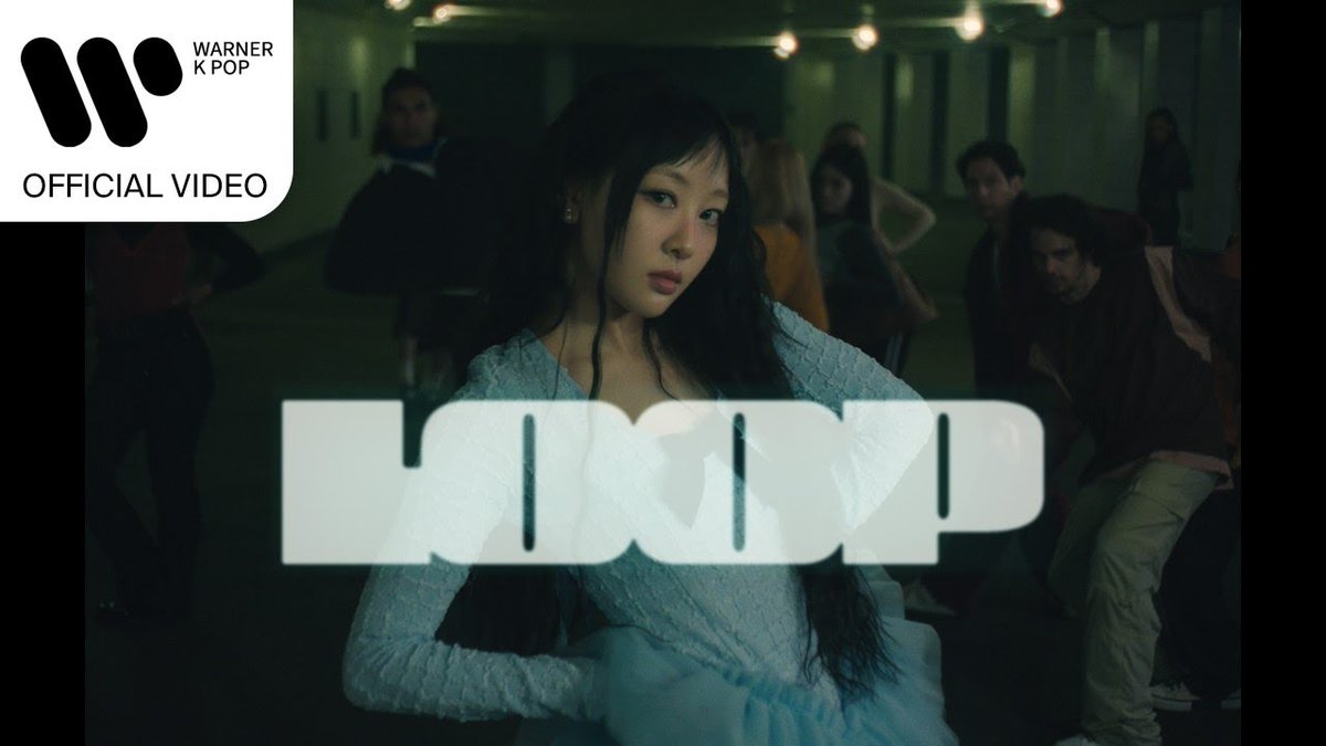 2 years ago today, Yves debuted as a soloist with her 1st EP ‘LOOP’ with the title track of the same name