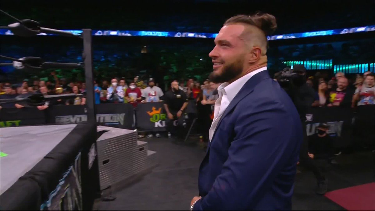 Remember how hot Wardlow was 4 years ago? He was on his way to being one of the biggest things in wrestling.