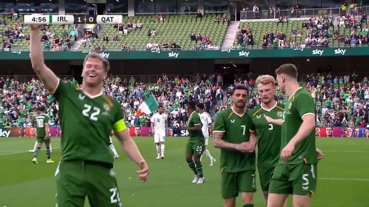 🇮🇪 1-0 🇶🇦 GOAL - Ireland take the lead inside five minutes courtesy of a Nathan Collins header from a Jack Moylan delivery 📱 📺