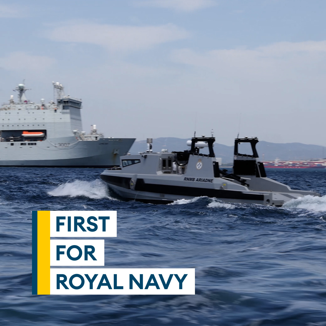 A first for the Royal Navy⚓️ The crewless minehunter RNMB Ariadne successfully completed an autonomous docking during training, after deploying sonar systems in line with her mothership role