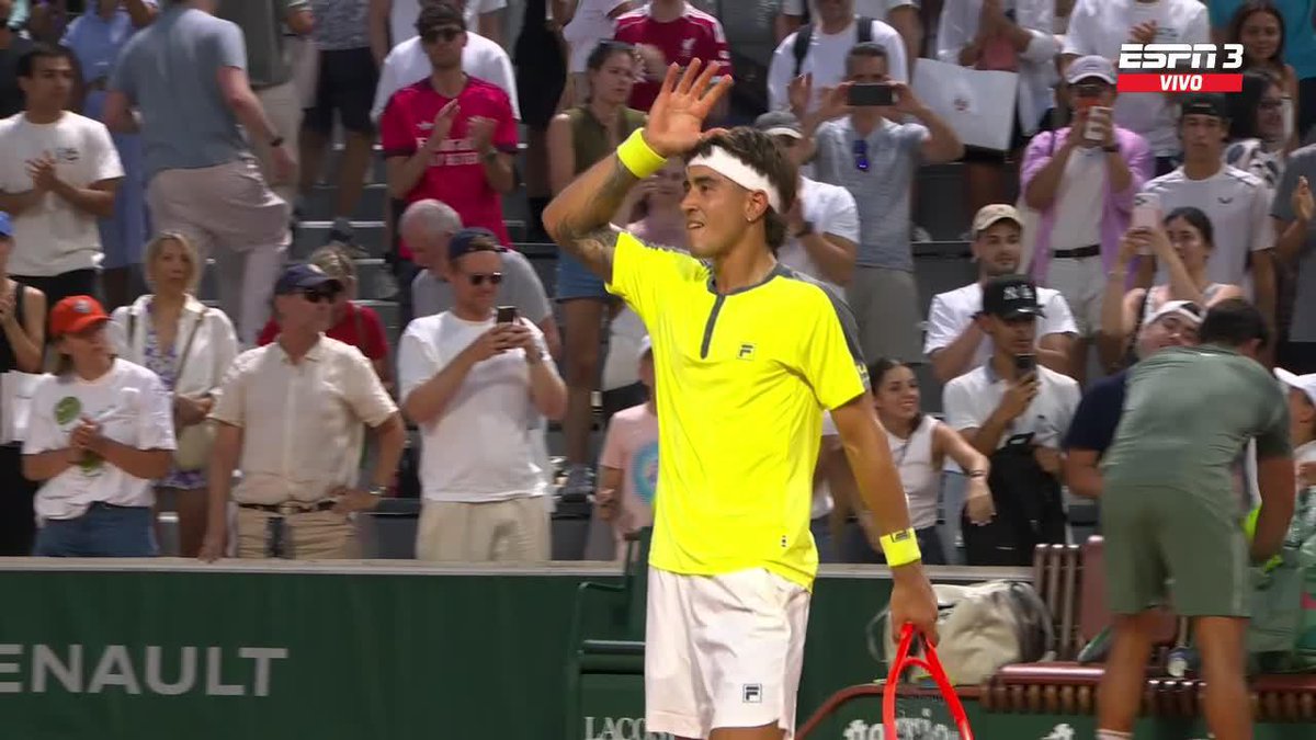 "Darderi": Porque Francisco Comesaña venció a Luciano Darderi y avanzó a la tercera ronda de #RolandGarros