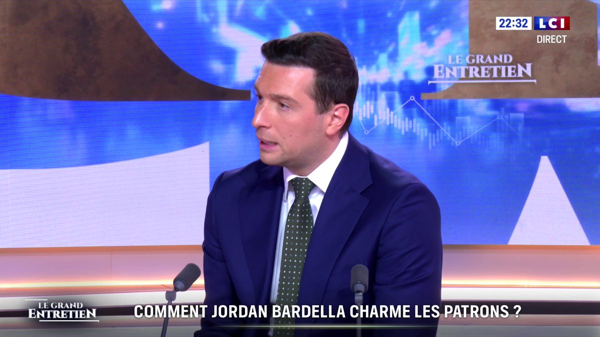 🔴 Les Français "trop assistés"? : Jordan Bardella : "Les Français se serrent déjà la ceinture. (...) La réalité, c'est qu'on a un Français sur 2 qui est à 10 euros près quand il fait ses courses" ➡️ Mais il nuance : "En revanche le modèle français est beaucoup trop généreux"