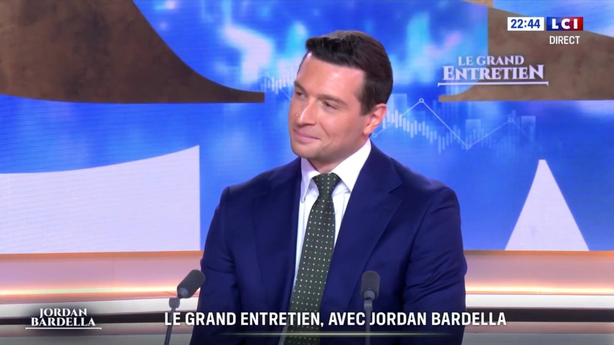 Les Français sont prêts à affronter les tempêtes, s'ils ont le sentiment qu'il y à la tête de l’État des dirigeants qui les aiment, les respectent et les considèrent. #LeGrandEntretien