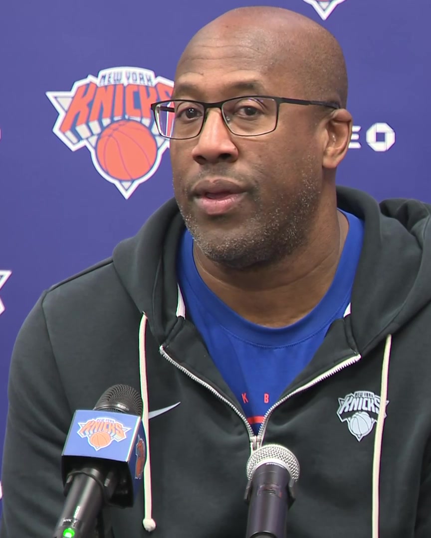 "If we played San Antonio, it would save me some money because my family lives in San Antonio. I don't have to buy airline tickets.” — Mike Brown on whether it matters who the Knicks play next. 🤣 (via SNY Knicks)