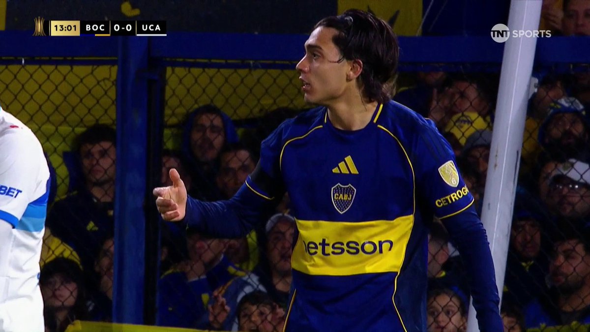TODO BOCA RECLAMÓ PENAL POR ESTE AGARRÓN CONTRA EL CHANGO ZEBALLOS 🧐 #Libertadores