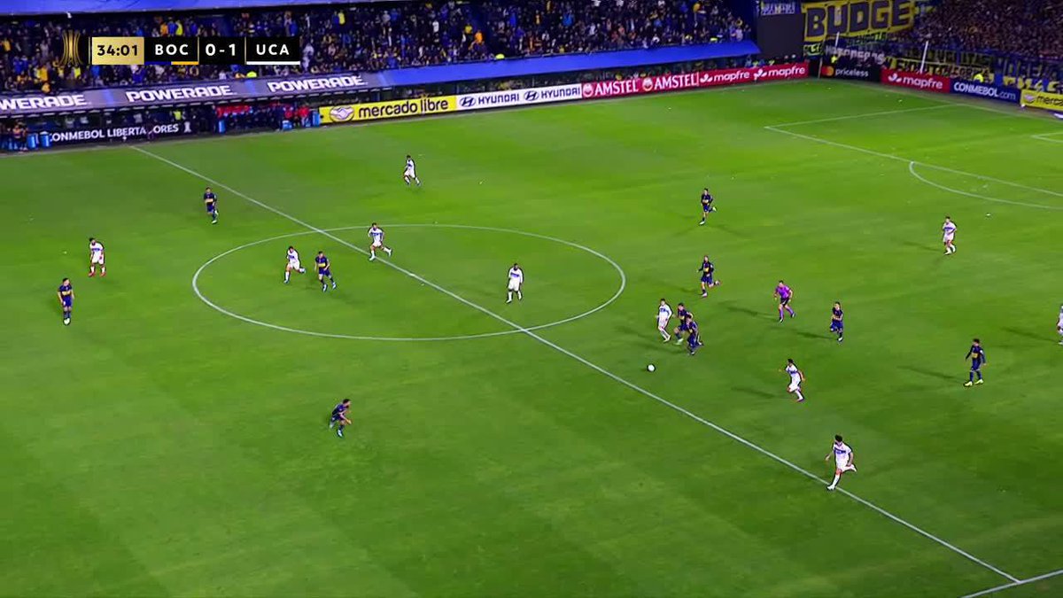 No lo comentaron, pero Montes se saca a Ander Herrera y lo deja de rodillas al suelo