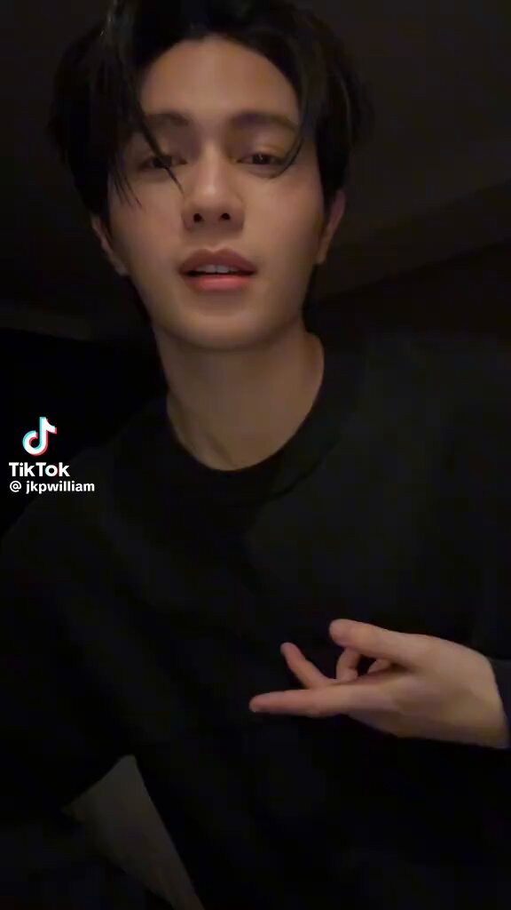 ไหนขอคนละคลิปที่ชอบที่สุดจาก Tiktok Zloty หน่อยเร็วว ชอบคลิปนี้ที่สุดเลยยย โคตรเท่ครับพี่จักรร🔥😎 ZLOTY BEYOND 2M #William2MonTikTok