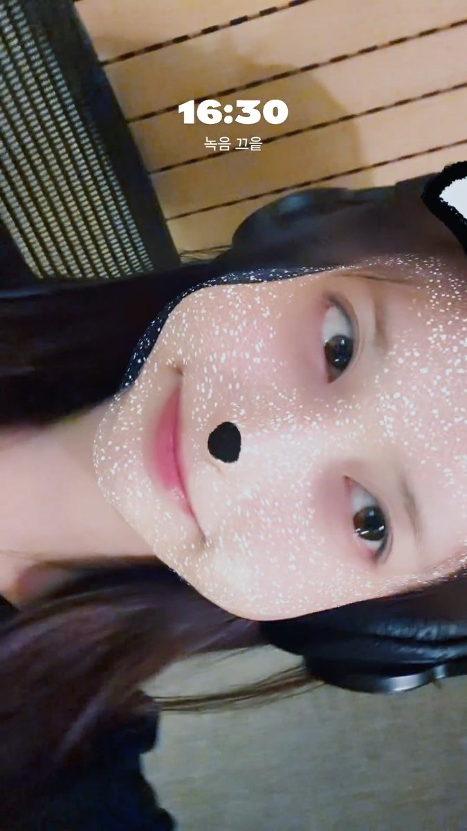 [🎥] 떠떠 등교 했숭 (・∇・) ▶ #IVE #아이브 #LEESEO #이서