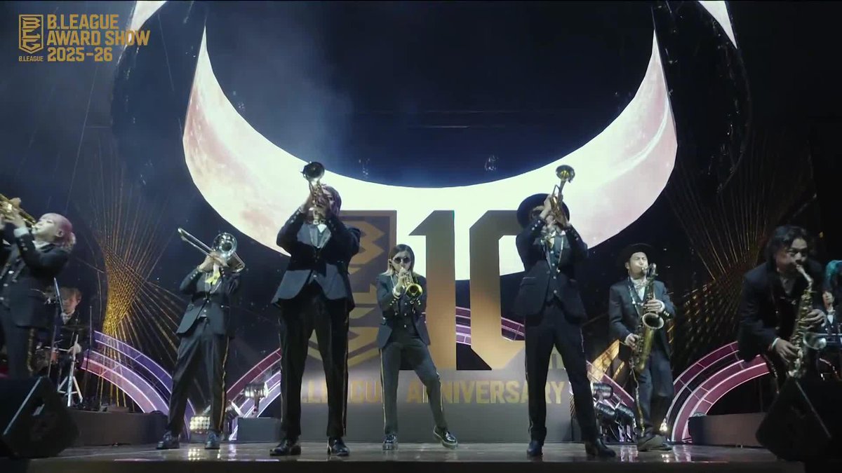 B.LEAGUE AWARD SHOW 2025-26 が開幕! 「B.LEAGUE AWARD SHOW Special Band」によるオープニングパフォーマンス🎶🎷 📡公式YouTubeにて生配信中 #Bリーグ #りそなグループ #Bリーグアワード