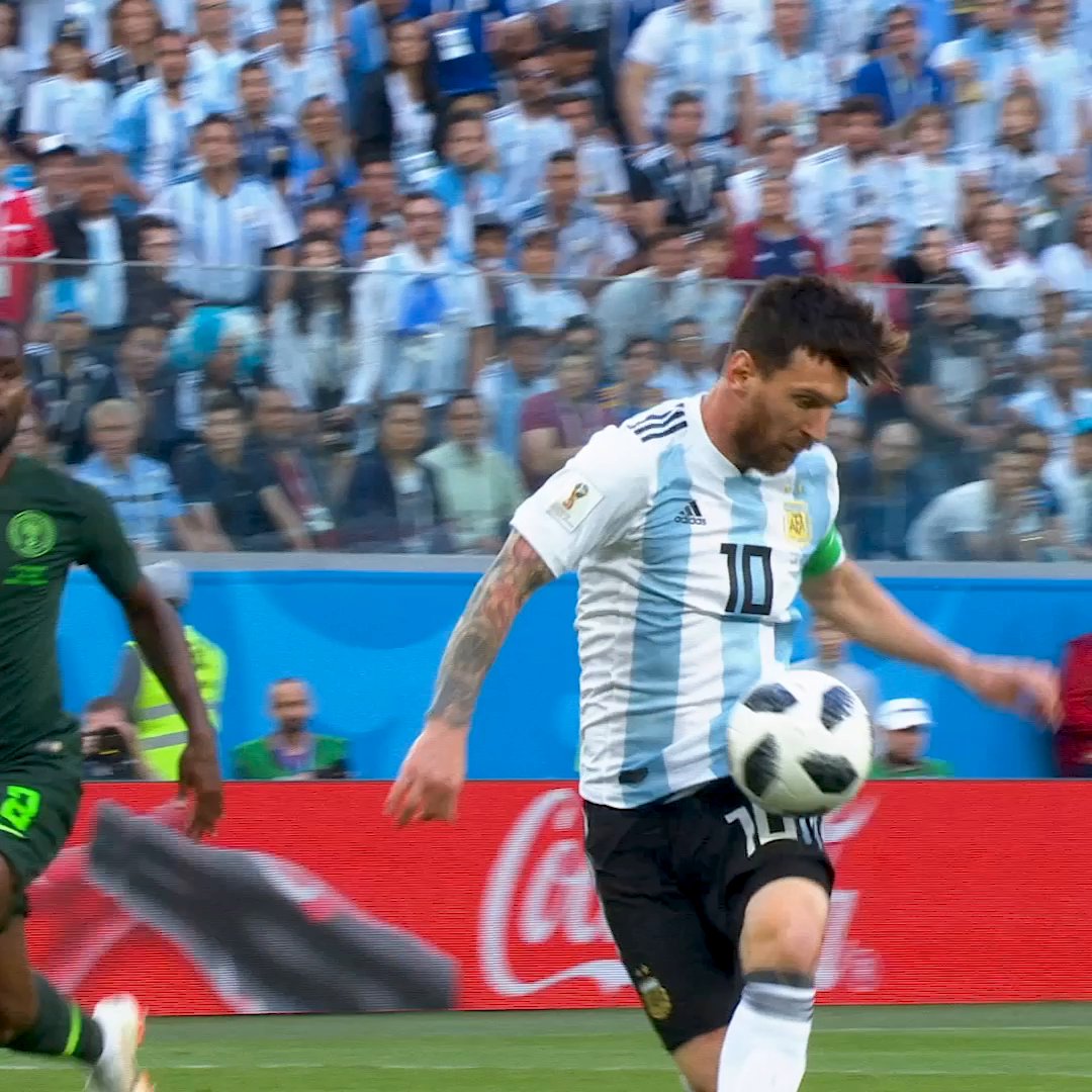 THAT goal by Messi 🤩