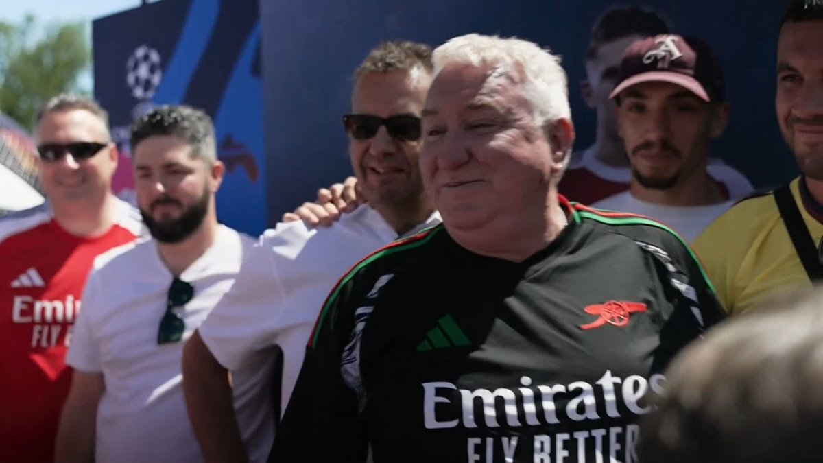 🗣️ "I'm not doubting Arteta anymore." Arsenal fans in Budapest are feeling confident ahead of tomorrow's Champions League final vs PSG 👀 🏆