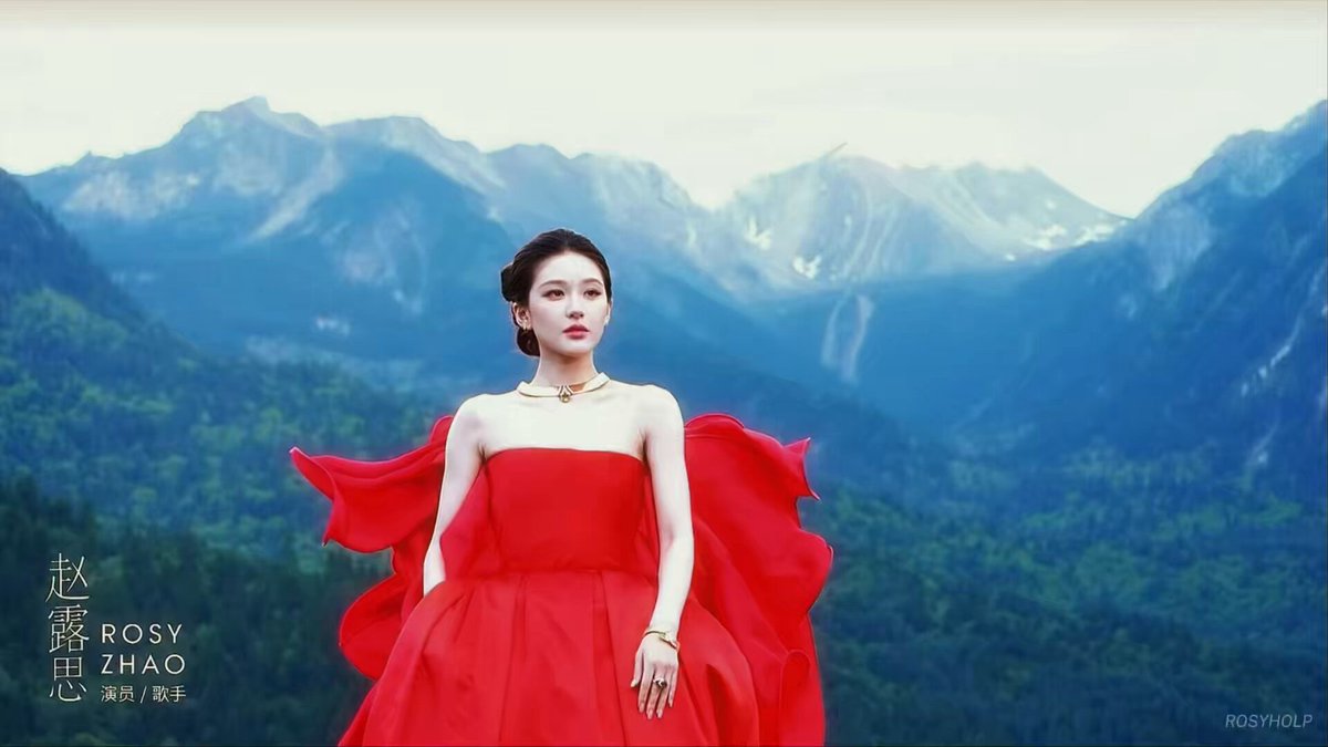 THE WALKING. THE FACE. THE DRESS. THE AURA. oh zhao lusi the woman you are ! ROSY VOGUE MOMENTS #ZhaoLusixVogueVacation #VogueVacation