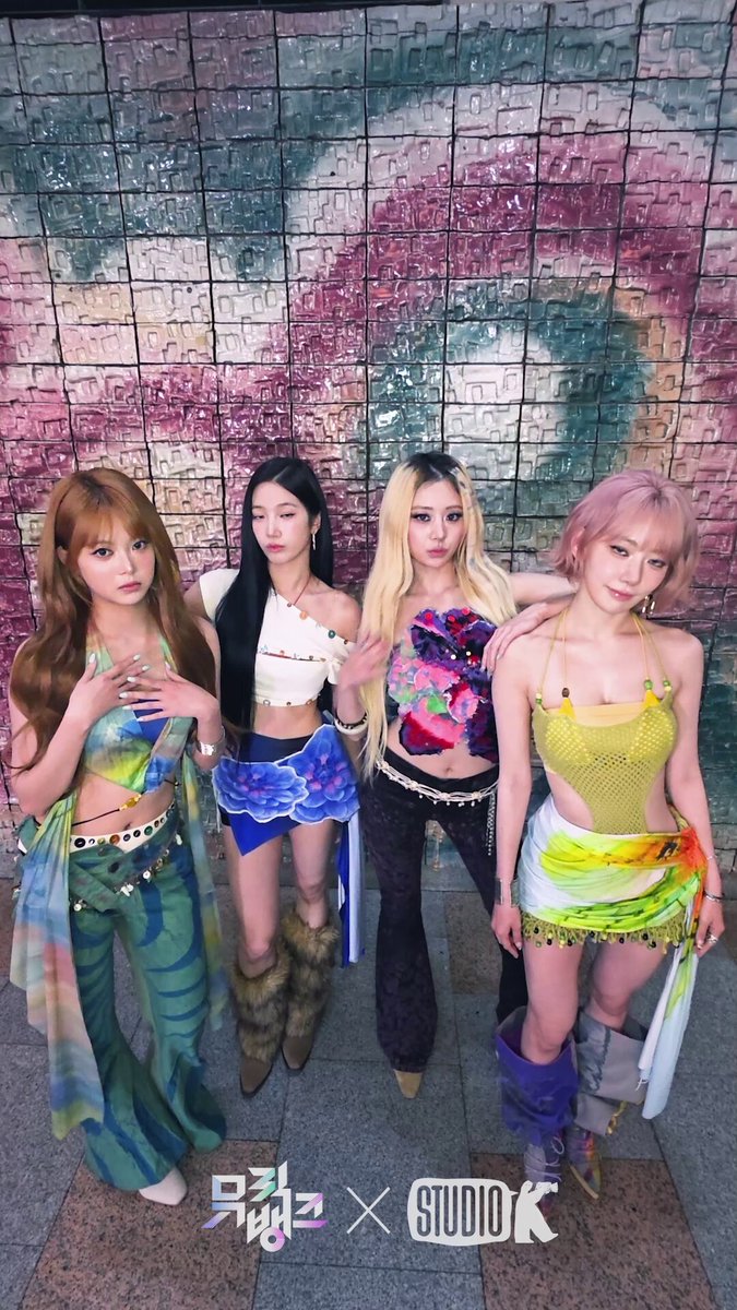 BOOMPALA 📷🙏 트월킹 카메라맨 ver. #shorts #LE_SSERAFIM #BOOMPALA