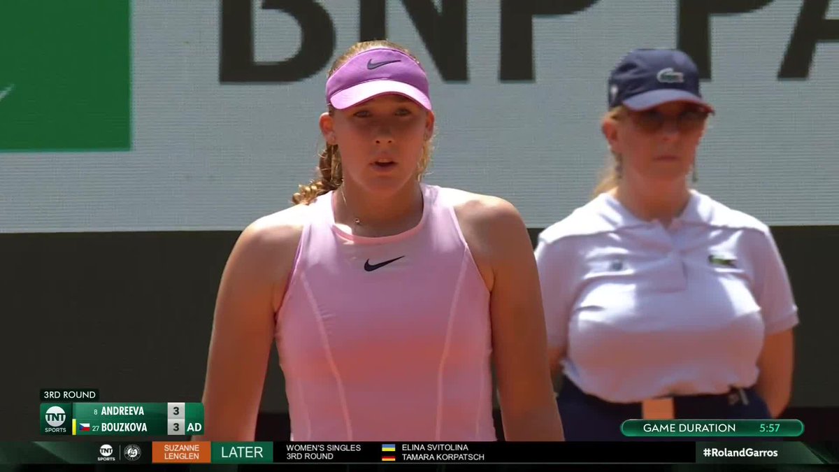 No. 8 Mirra Andreeva just launched her racket after losing the longest rally of the match 😳😳 #RolandGarros