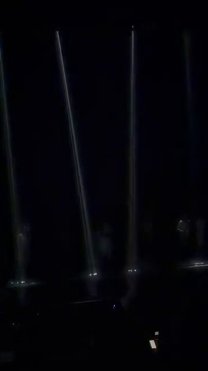 Everyone gets emotional as I.O.I performs their iconic ballad “Downpour” during tonight’s concert.