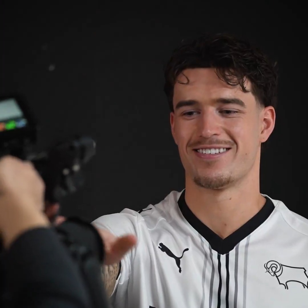Behind the Scenes - 2026/27 Home Kit Shoot! 🎥 📍 University of Derby Markeaton Street campus, photography studio.