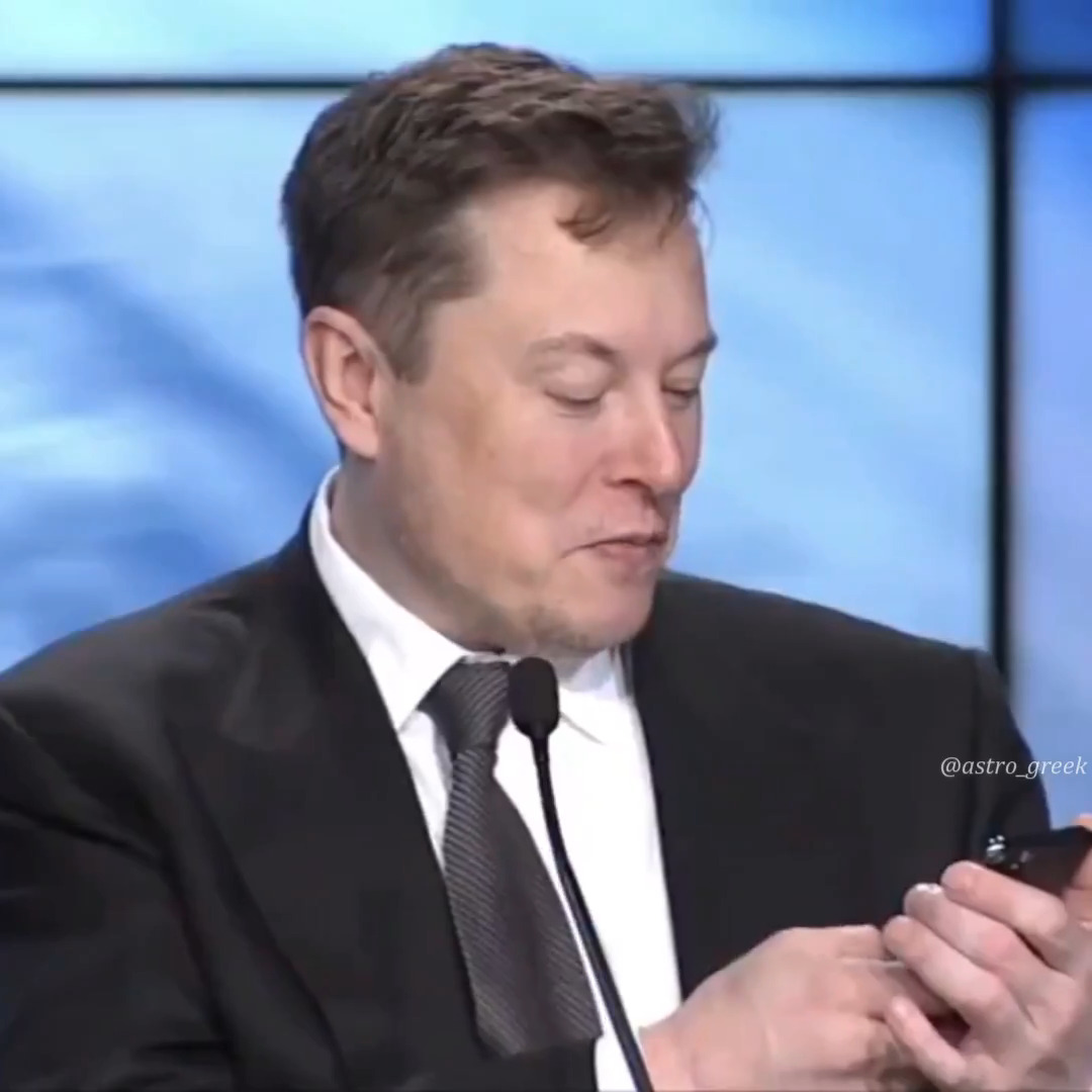Elon’s real priority: Shitposting and memes 😭 Memes > Everything