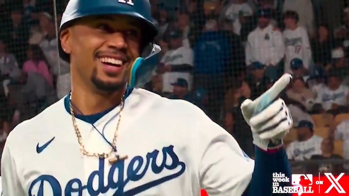 Santa delivers for the Astros, Corbin Carroll keeps dashing through the show, and Mookie Betts and the Dodgers roll merrily along. The best way to spread baseball cheer is watching TWIB on X – right here!
