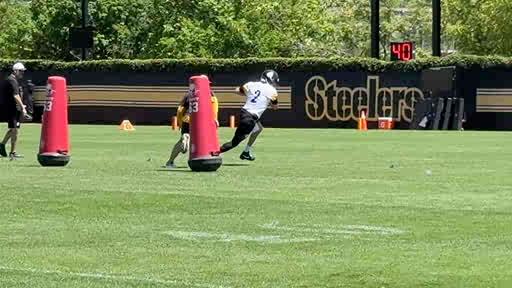 #Steelers QB scramble drill after Aaron