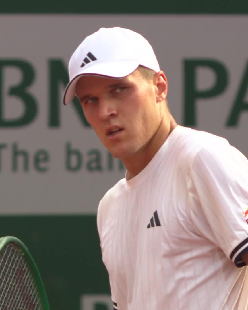 De Minaur and Mensik are giving it their all 🎾✨ #RolandGarros