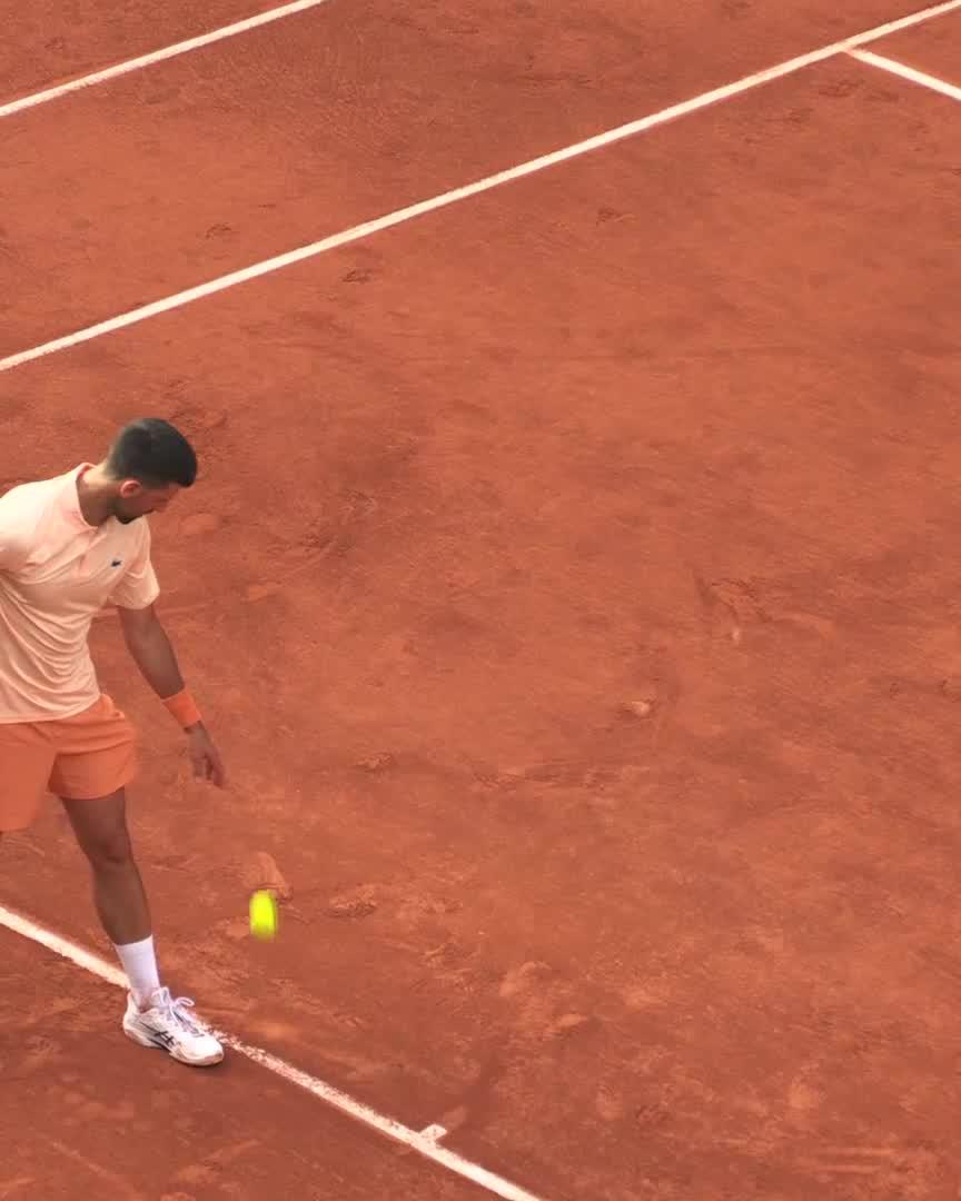 NOVAK DJOKOVIC THAT IS INCREDIBLE 🤯🤯🤯🤯🤯